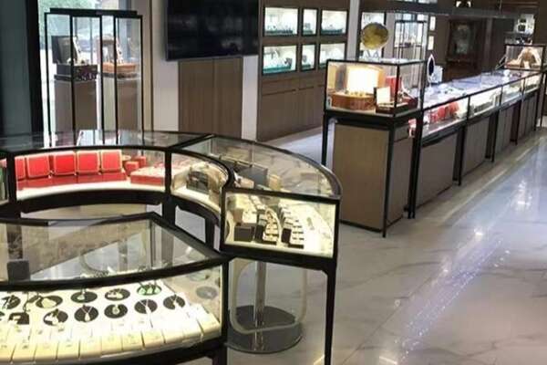 甘孜得荣县奢侈品回收
